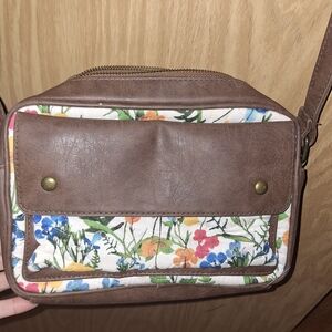 Donna Sharp Crossbody